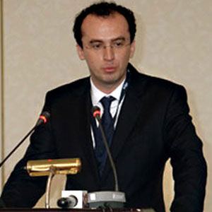 Dr. Marius Geanta